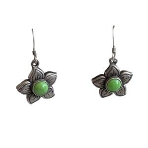 Vintage green turquoise sterling silver flower earrings